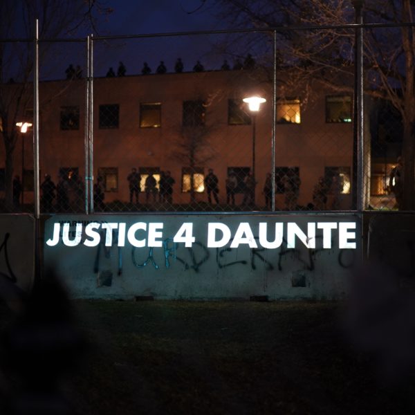 Fortsatta protester i Minneapolis efter polismordet på Duante Wright